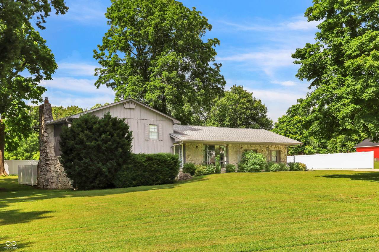 1062 Stan Mar Estates Drive - Photo 1