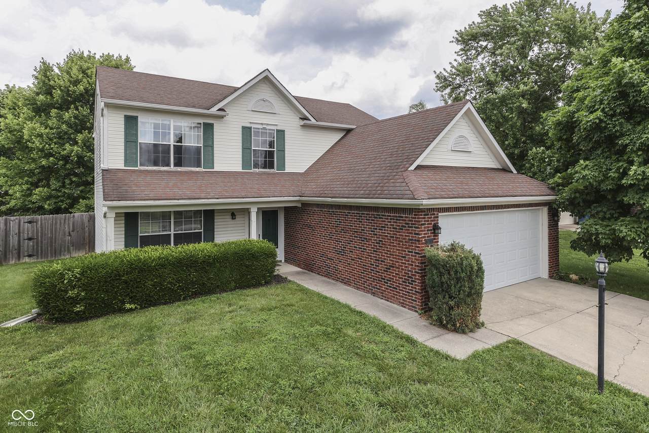 7914 Willow Wind Circle - Photo 1