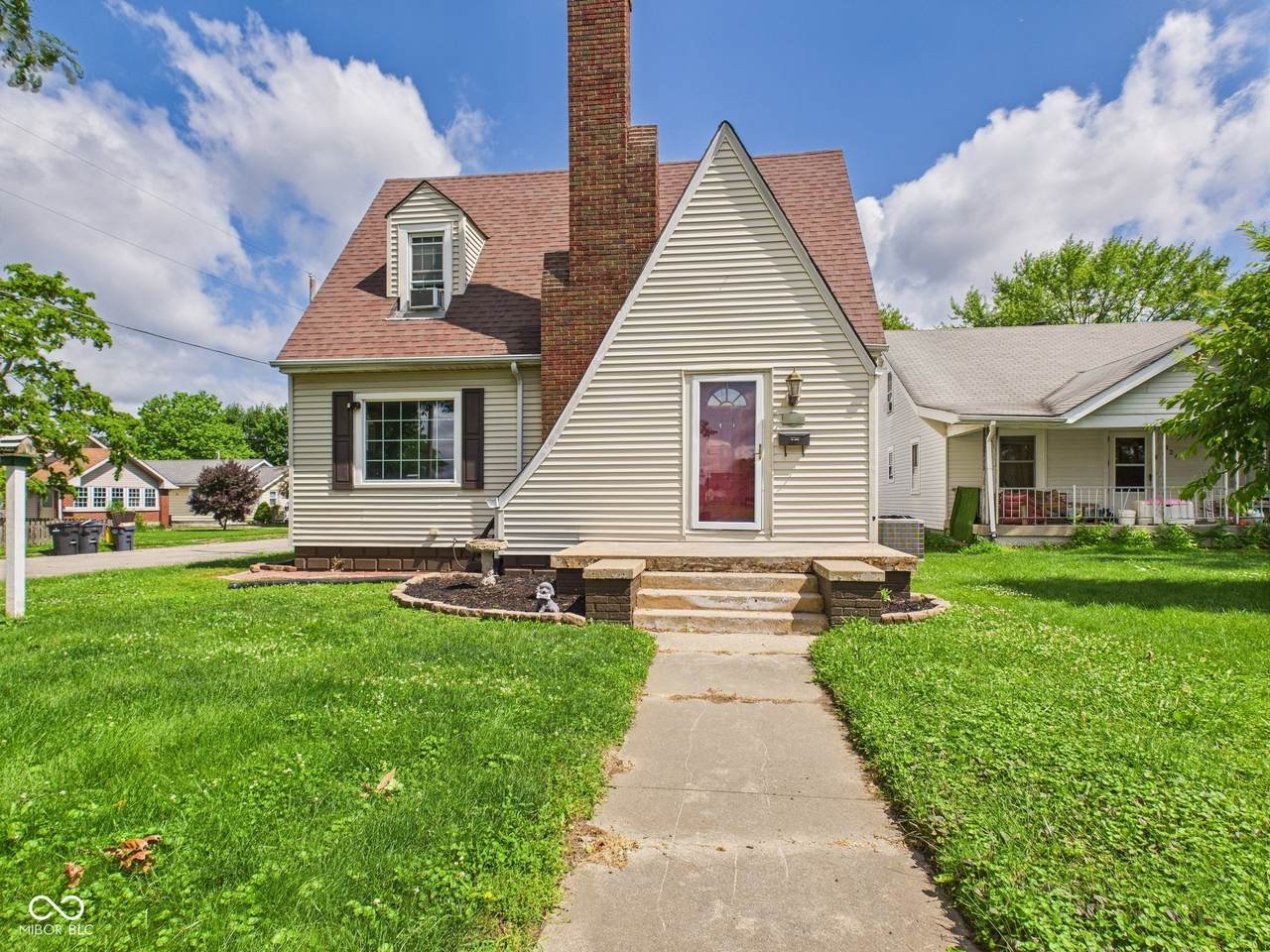 328 Marine Drive - Photo 1