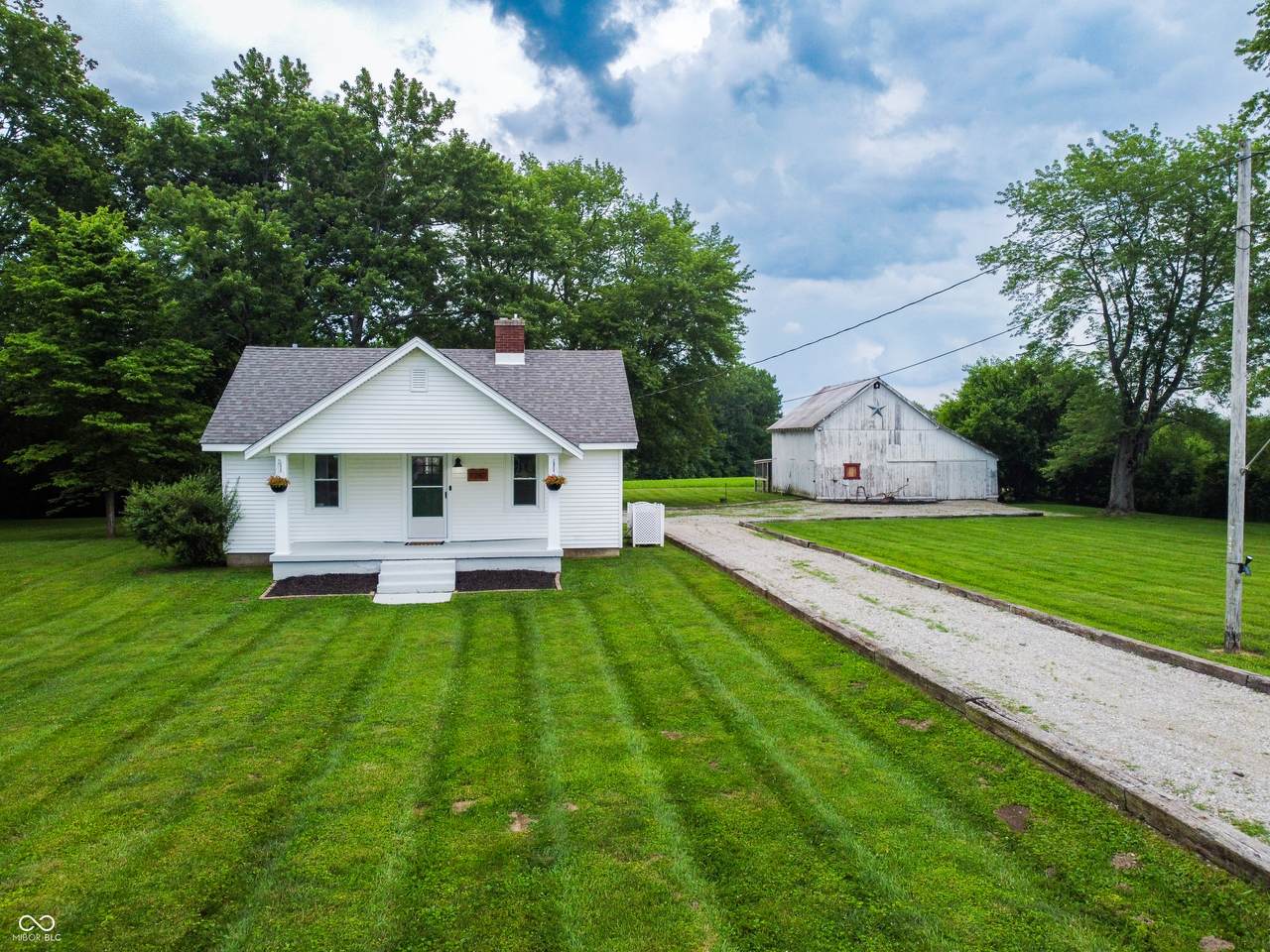 11280 Division Road - Photo 1