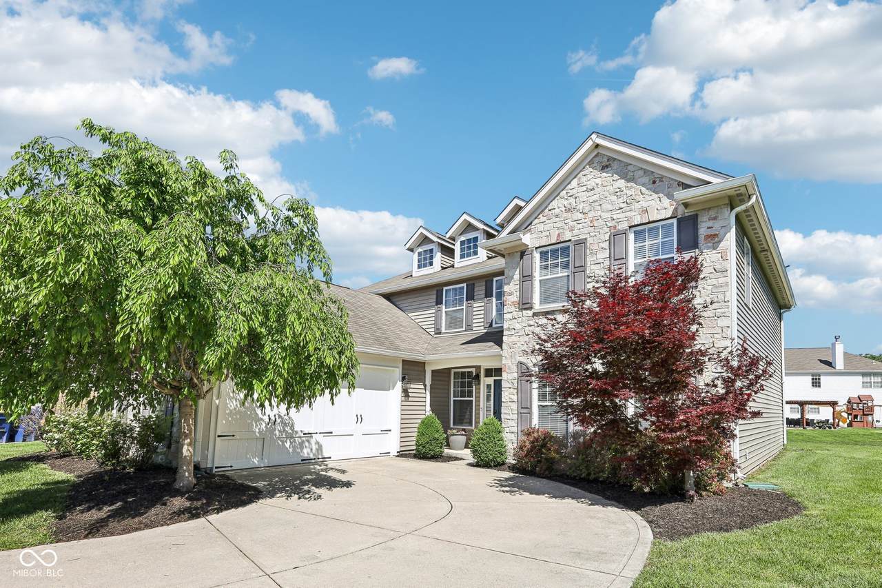 12404 Guy Way - Photo 1