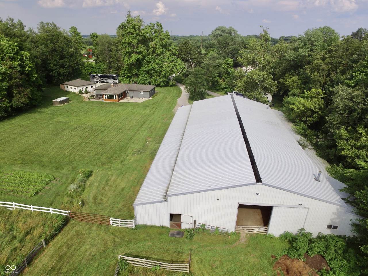 3942 Senour Road - Photo 1