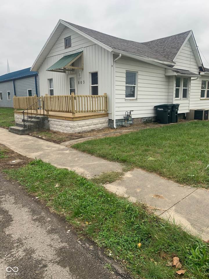 803 Pershing Drive - Photo 1