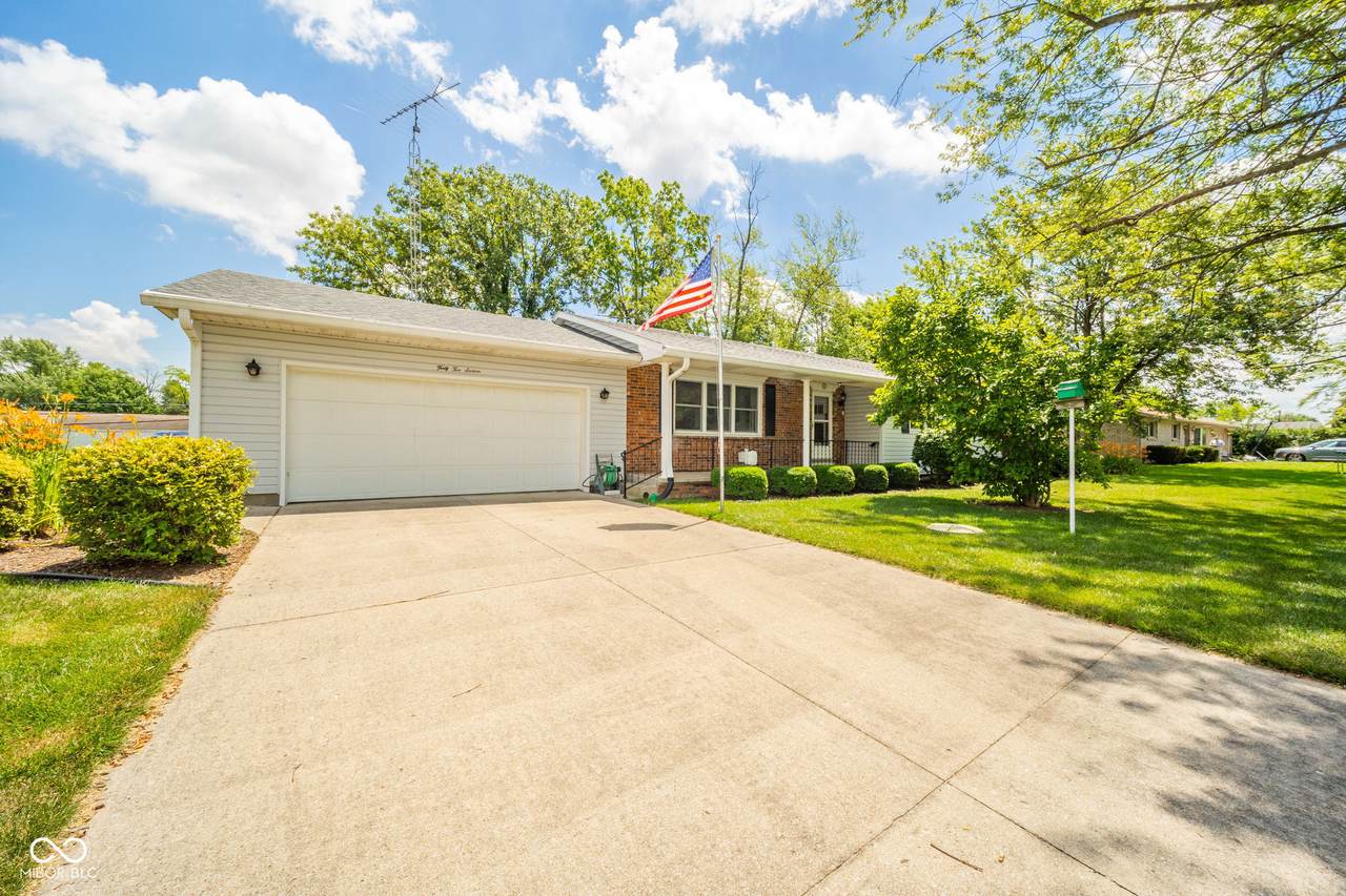 4216 Judy Avenue - Photo 1