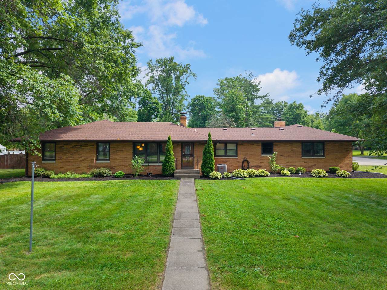 2750 Chamberlin Drive - Photo 1