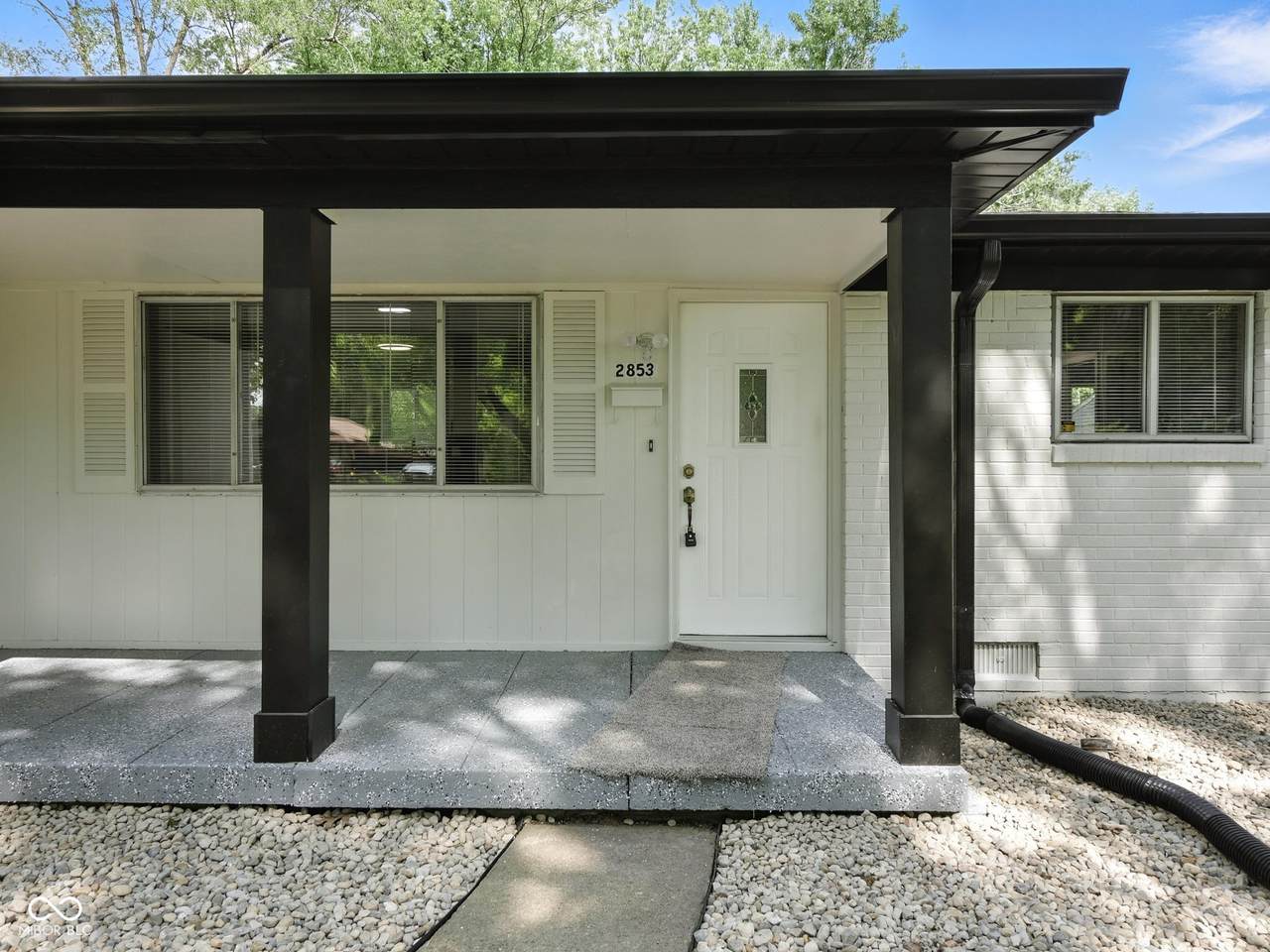 2853 State Avenue - Photo 1