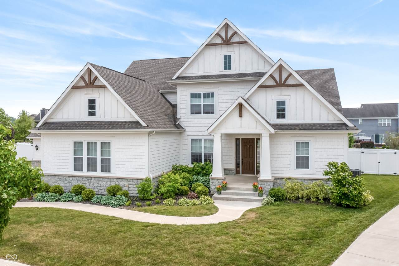 10795 Creekbed Circle - Photo 1