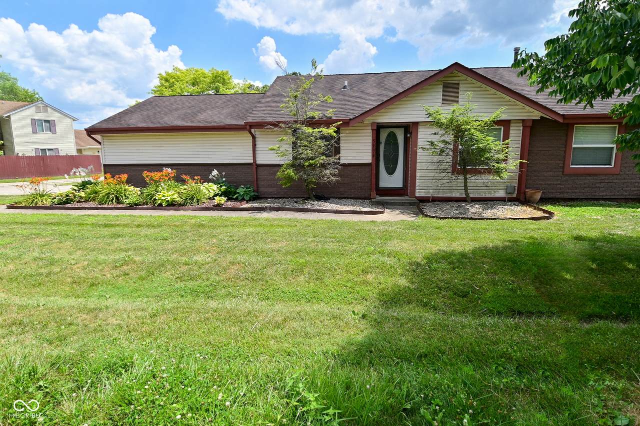 5936 Beau Jardin Drive - Photo 1