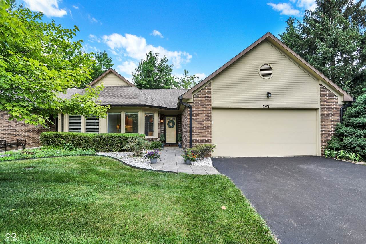 9578 Cadbury Circle - Photo 1