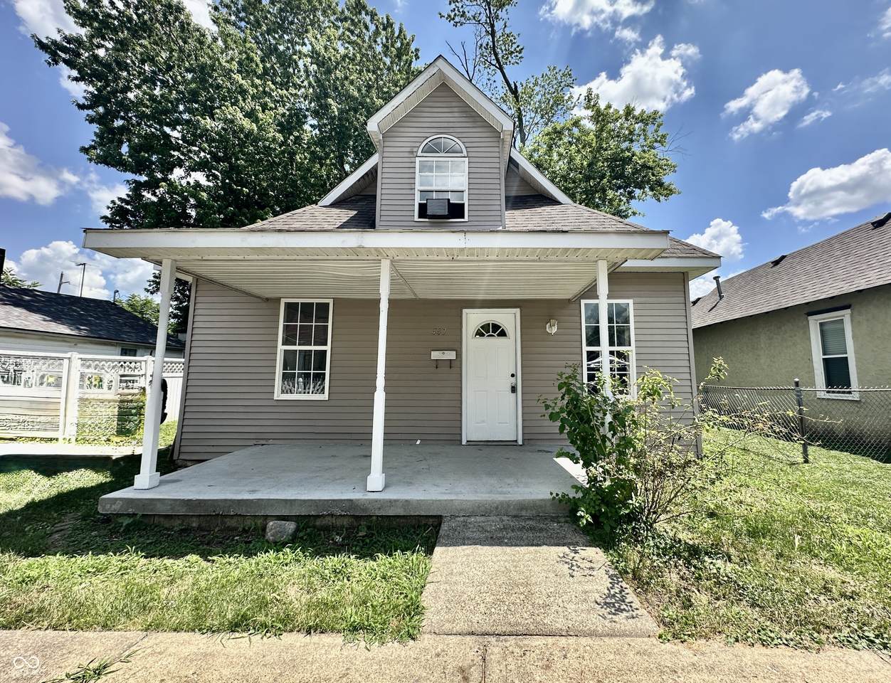447 Maple Street - Photo 1