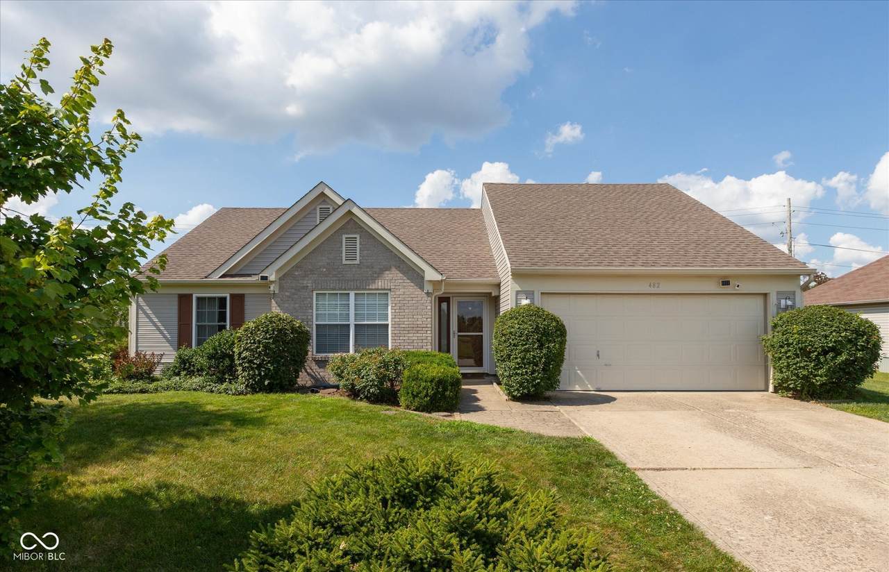 482 Sycamore Street - Photo 1