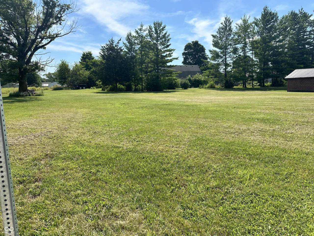 2192 700 - Photo 1