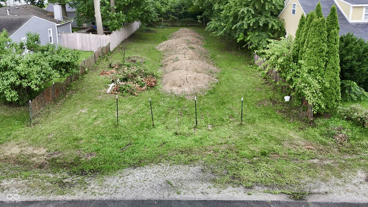 1633 73rd Street - Photo 1