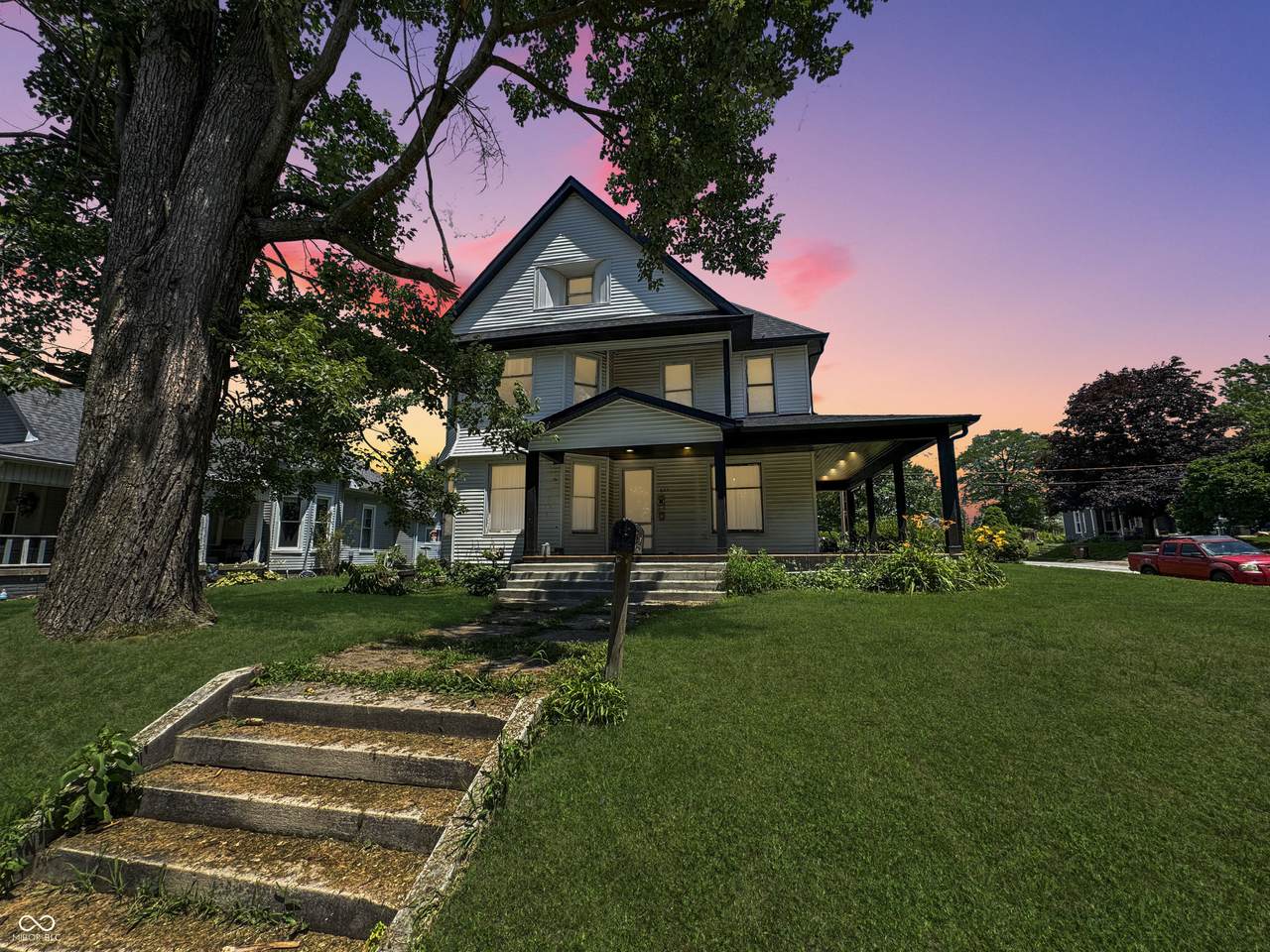 903 Meridian Street - Photo 1