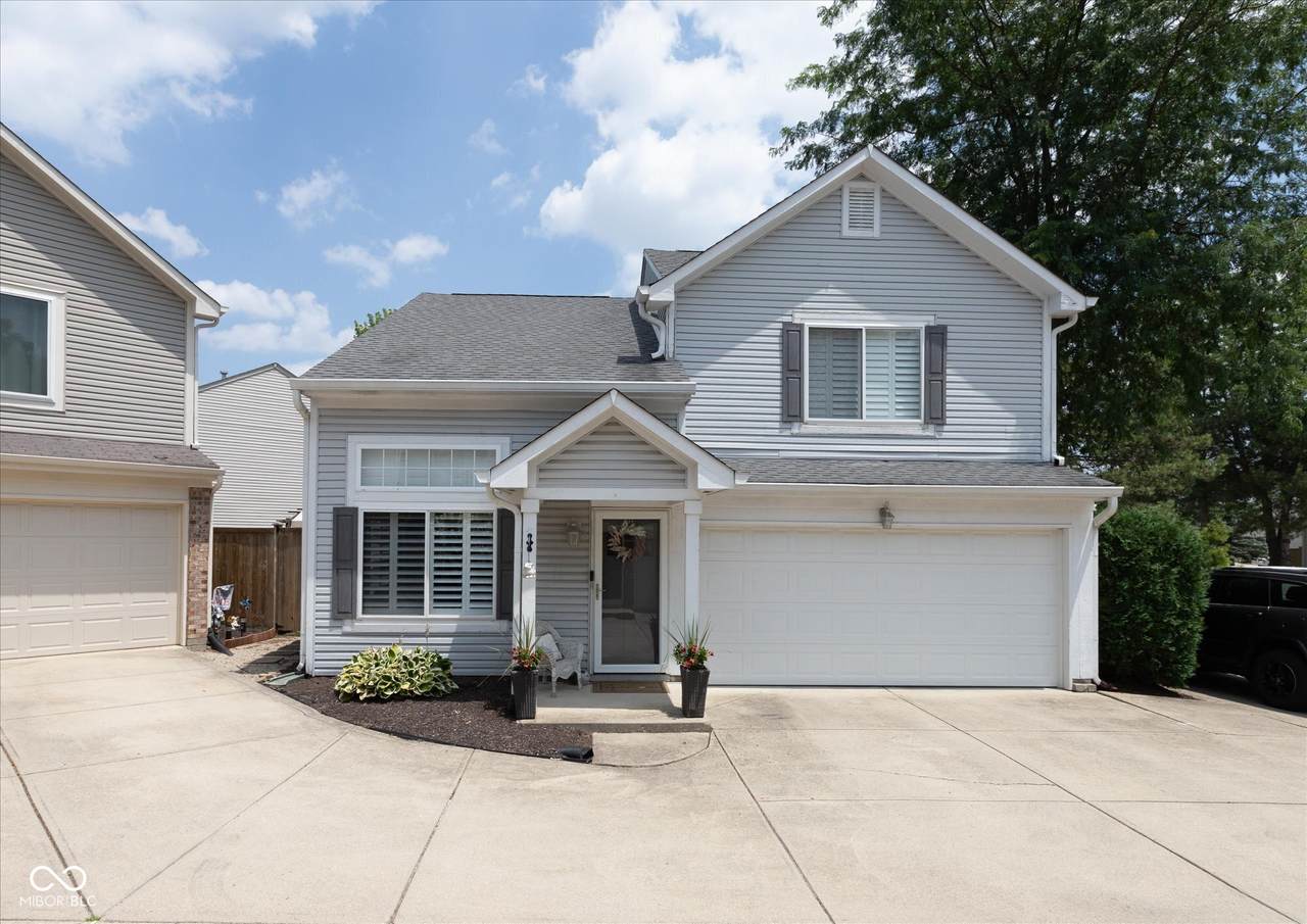 564 Mountain Pine Drive - Photo 1