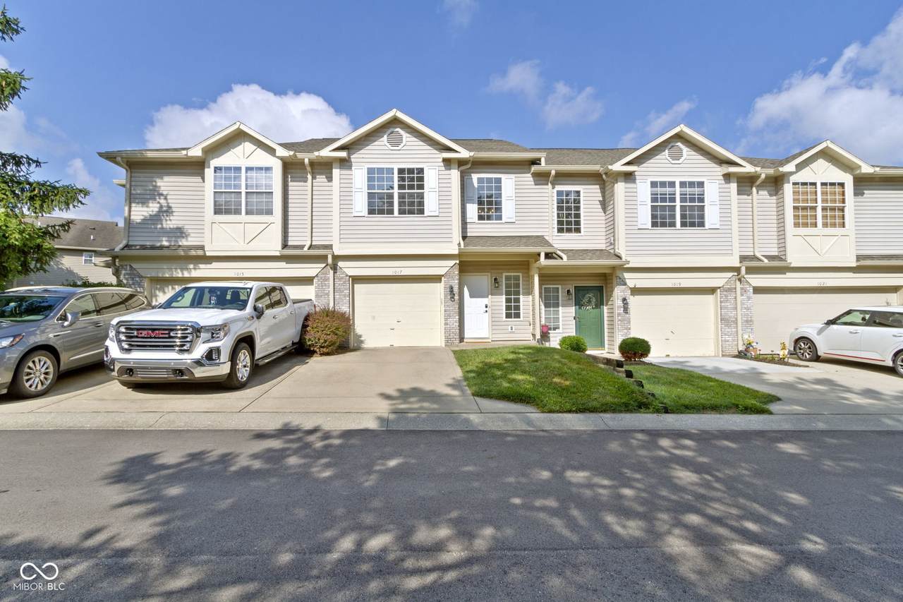 1017 Grovewood Drive - Photo 1