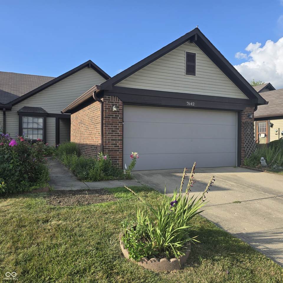 7642 Derrek Place - Photo 1