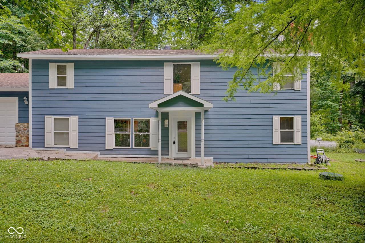 3876 Glenwood Drive - Photo 1