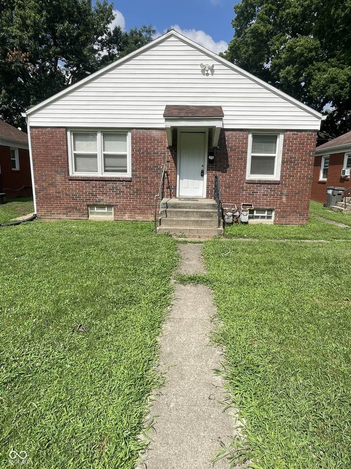 622 Moreland Avenue - Photo 1