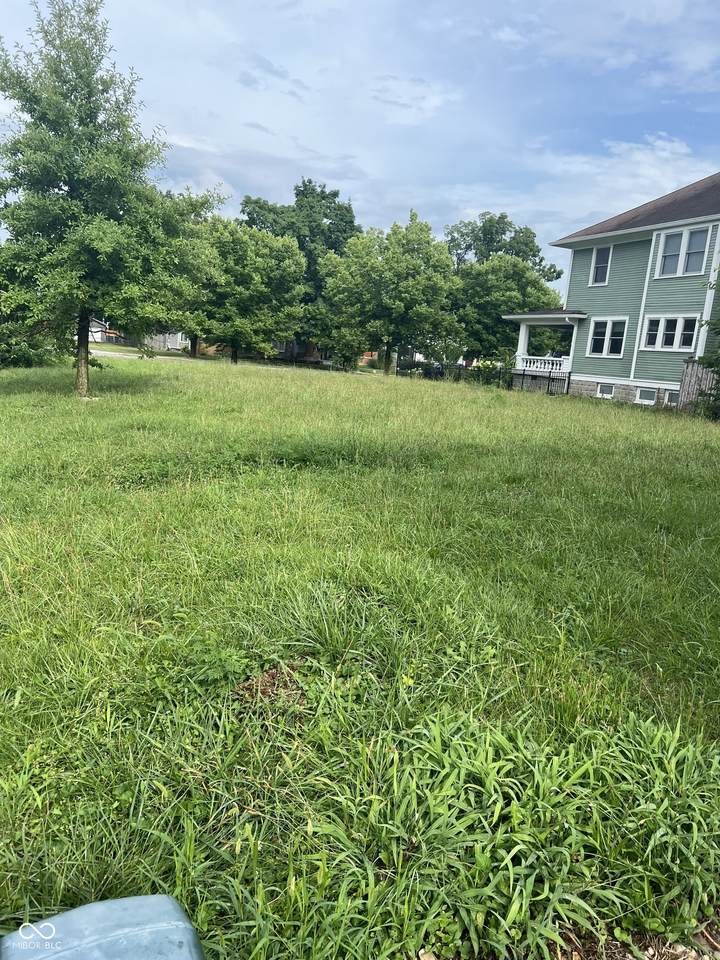 2366 College Avenue - Photo 1