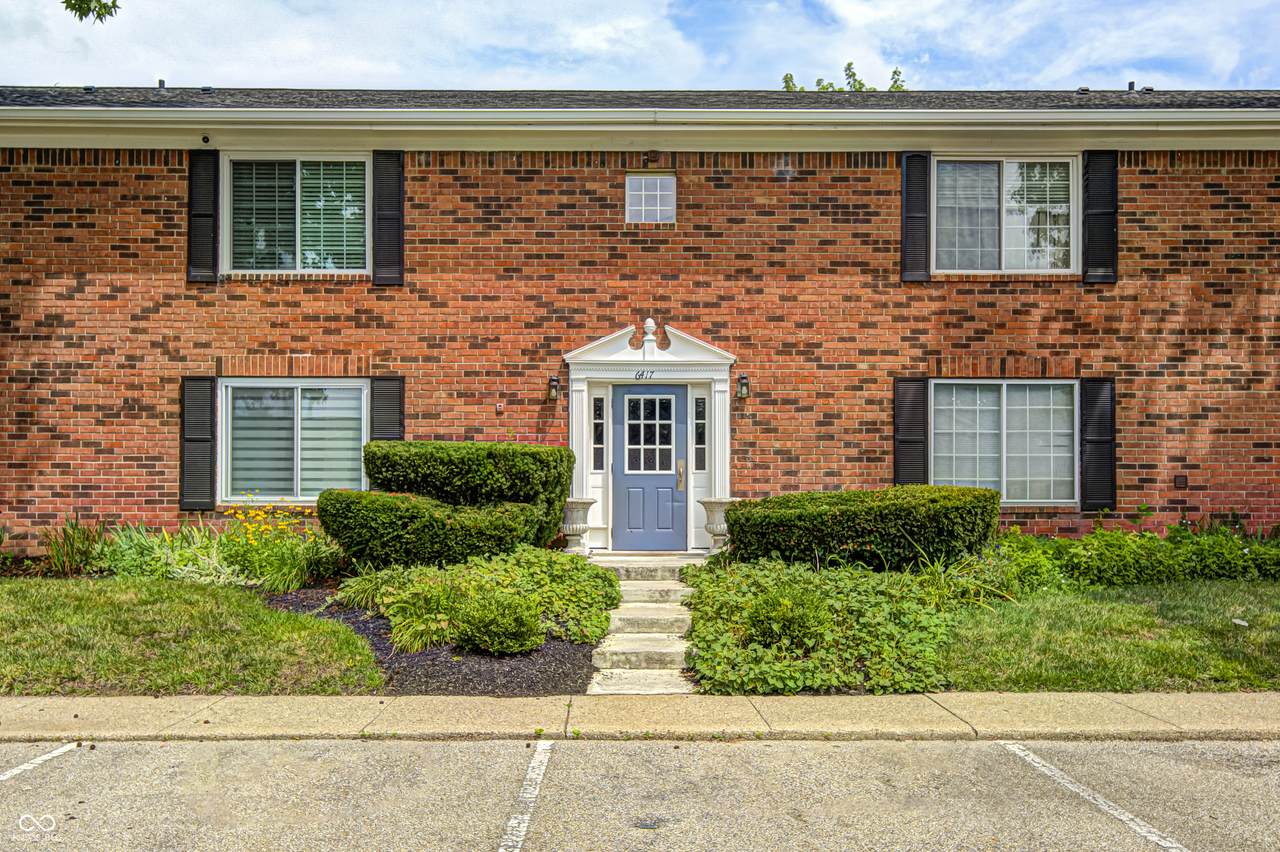 6417 Park Central Drive - Photo 1