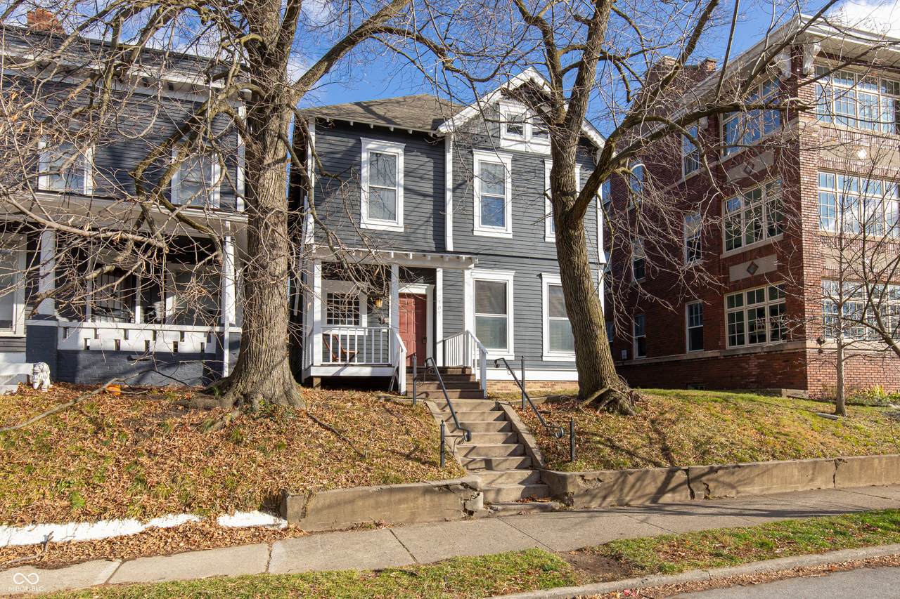 2107 Pennsylvania Street - Photo 1
