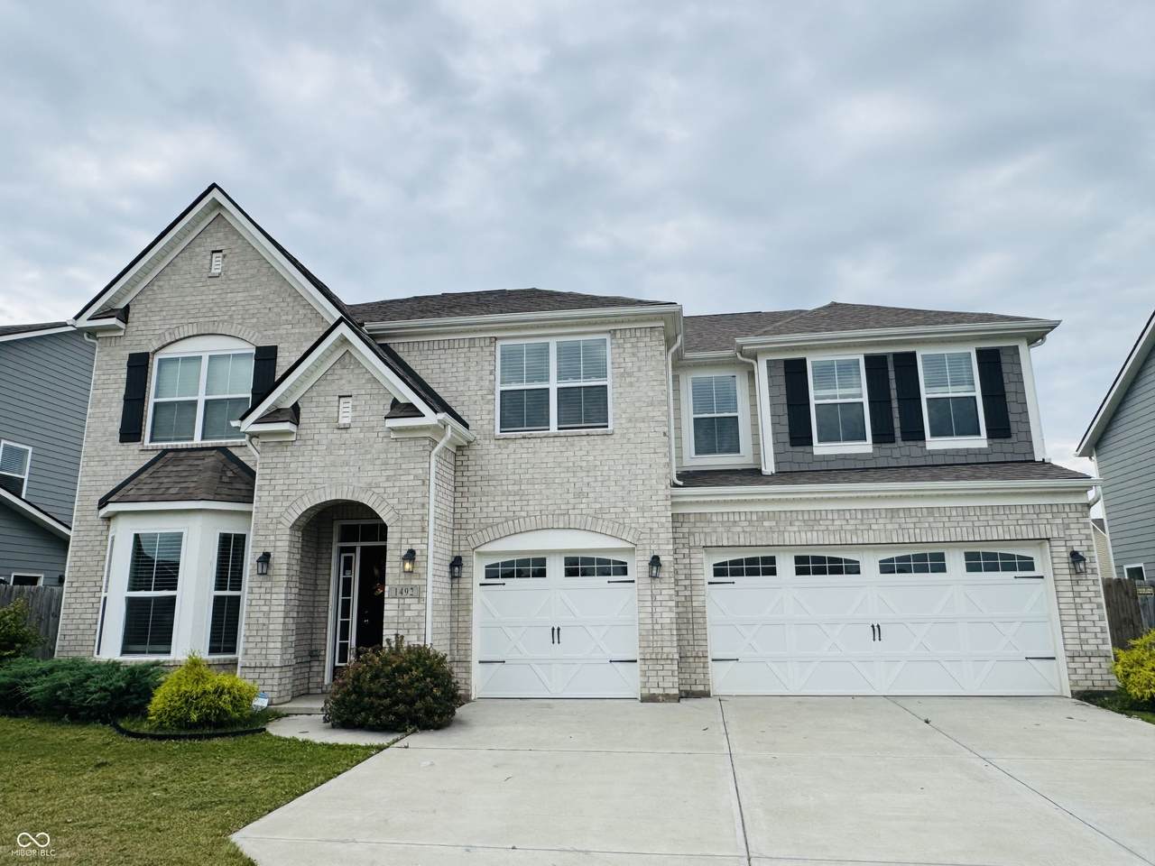 1492 Trailside Drive - Photo 1