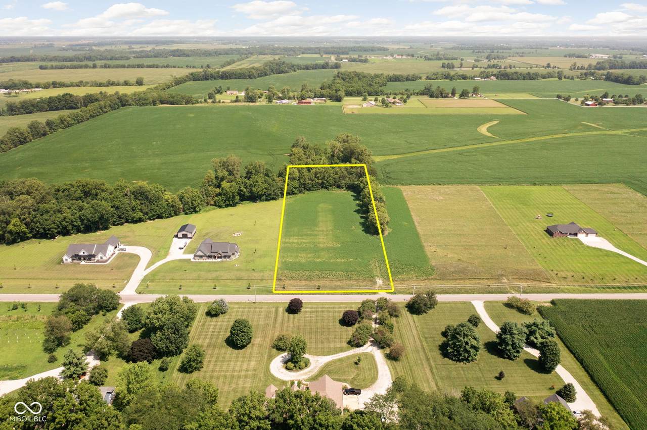 8302 County Road 150 - Photo 1