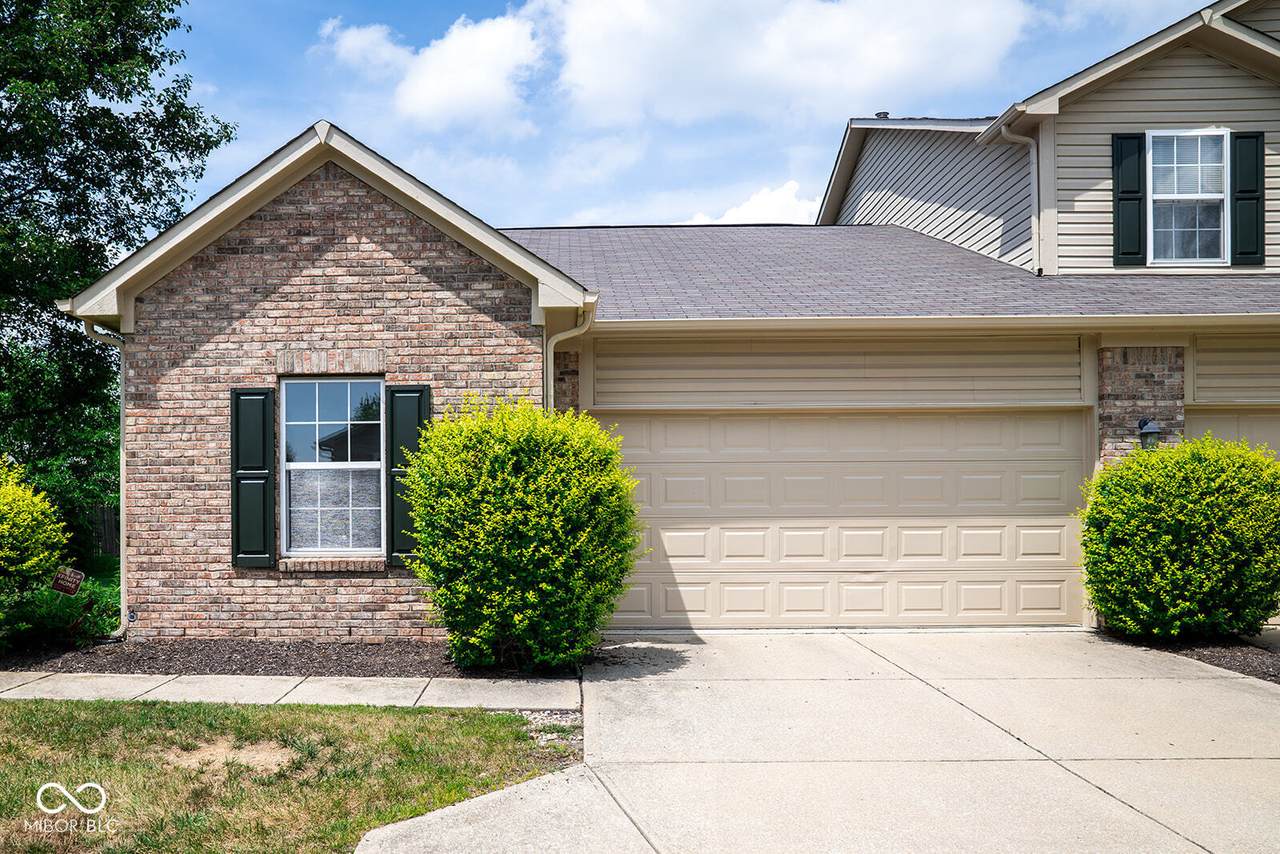 7226 Wyatt Lane - Photo 1