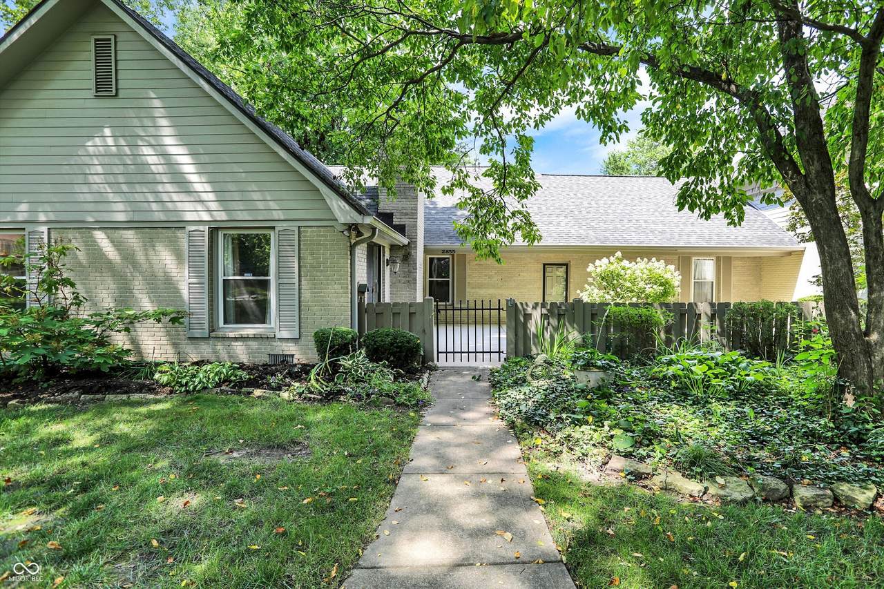 2855 Jamieson Lane - Photo 1