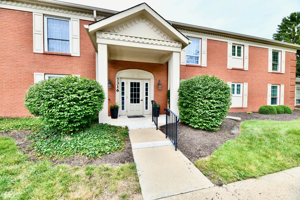 7316 Lions Head Drive - Photo 1