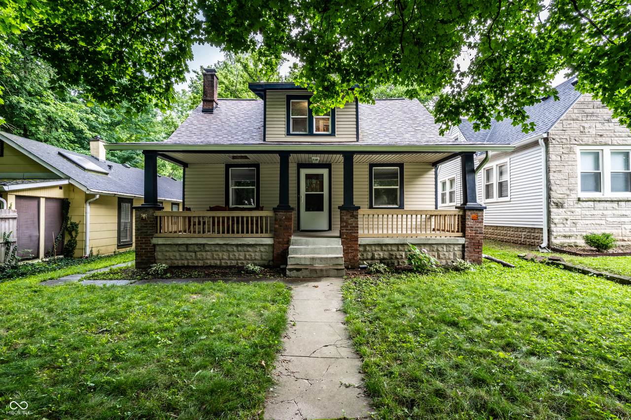 4658 Hinesley Avenue - Photo 1