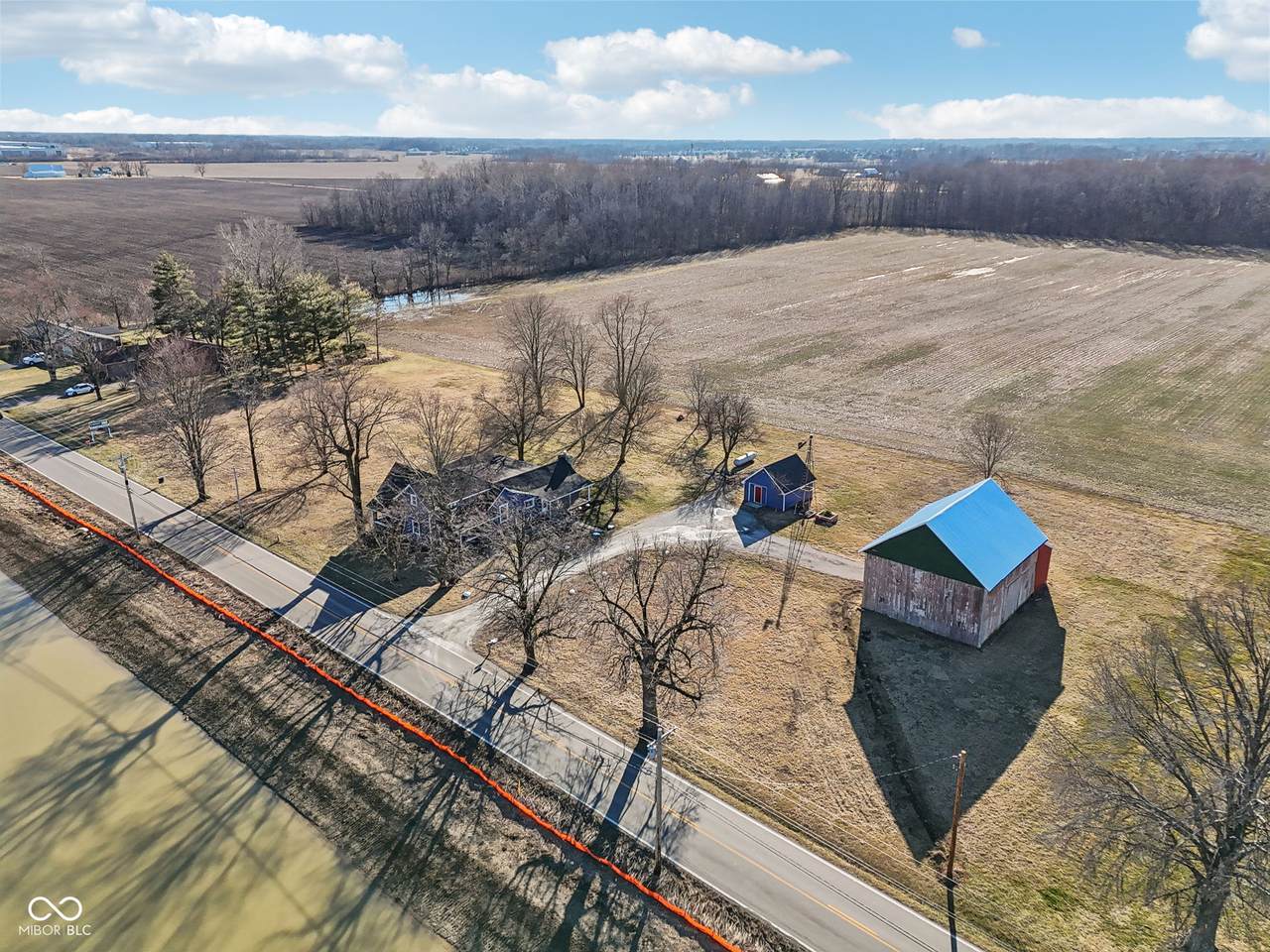 4902 700 - Photo 1