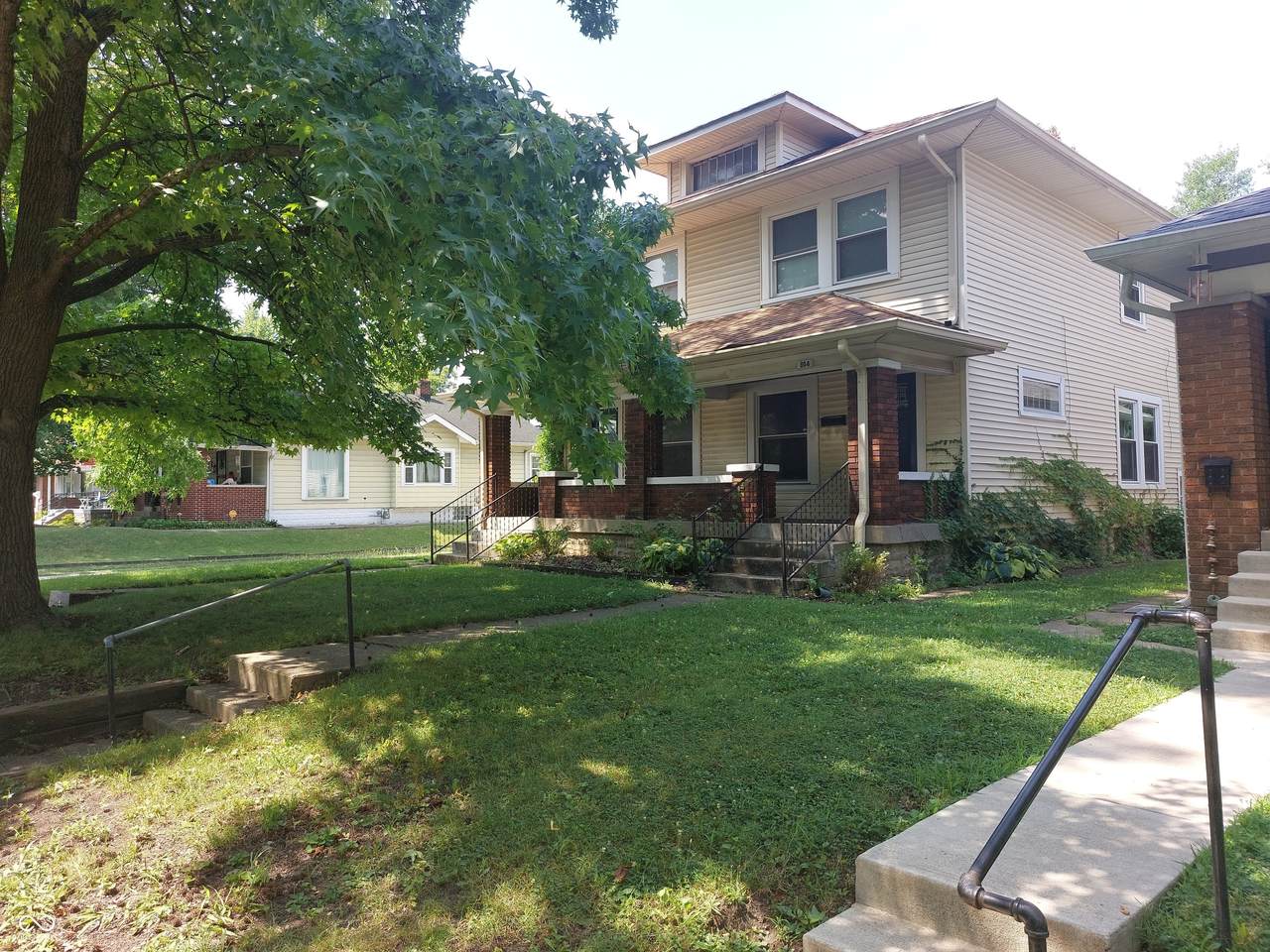 802 Bancroft Street - Photo 1