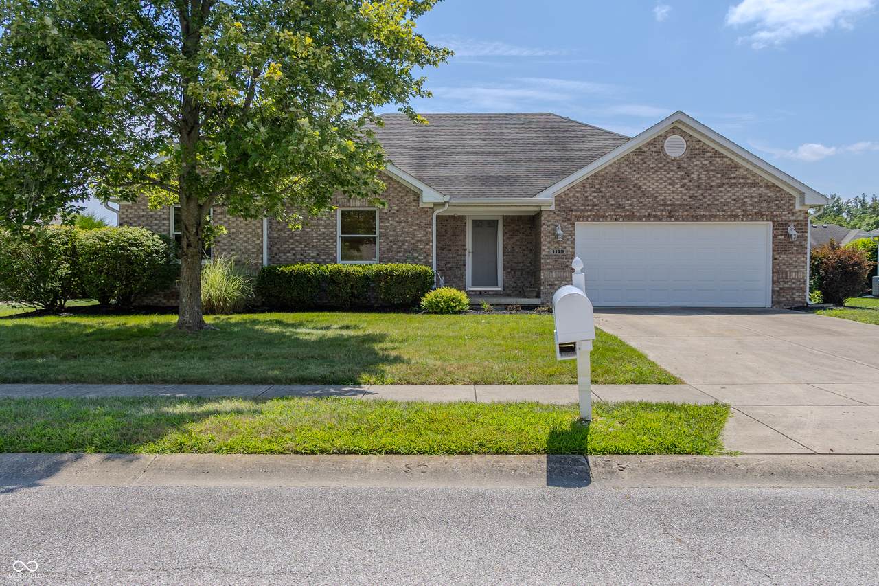 1119 Manchester Drive - Photo 1