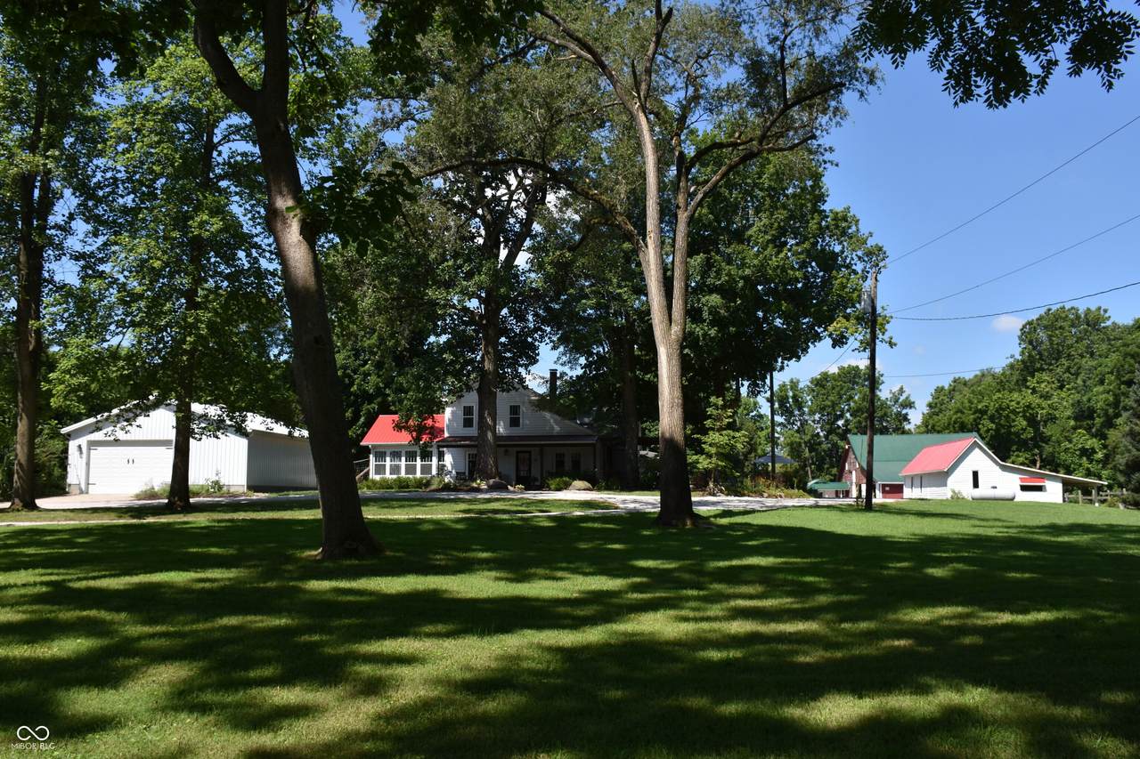 8690 County Road 575 - Photo 1