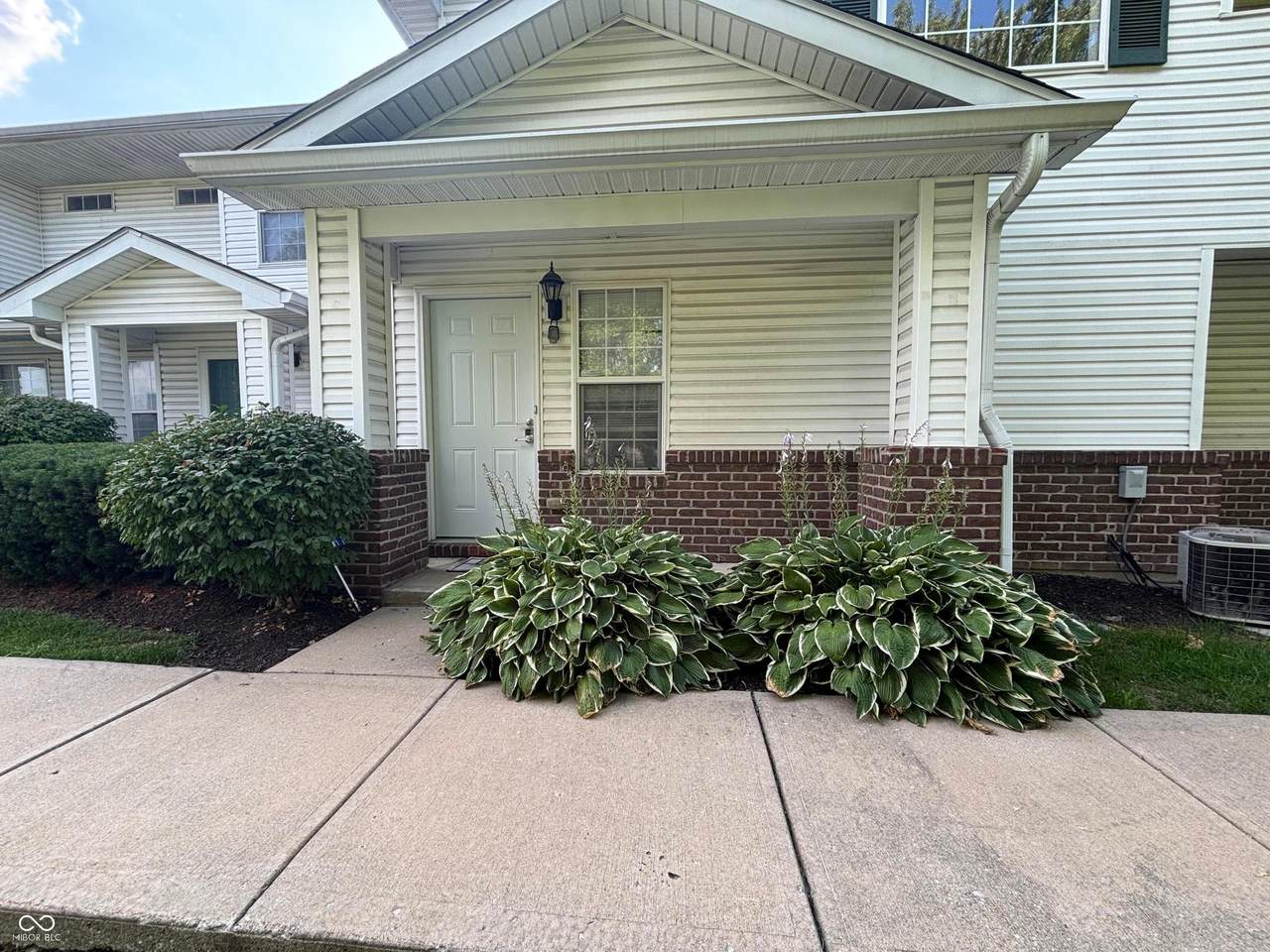 4948 Potomac Square Place - Photo 1