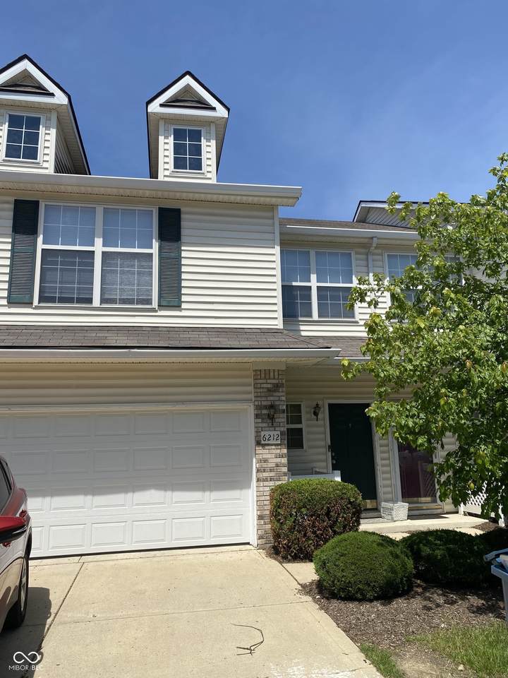 6212 Bishops Pond Lane - Photo 1