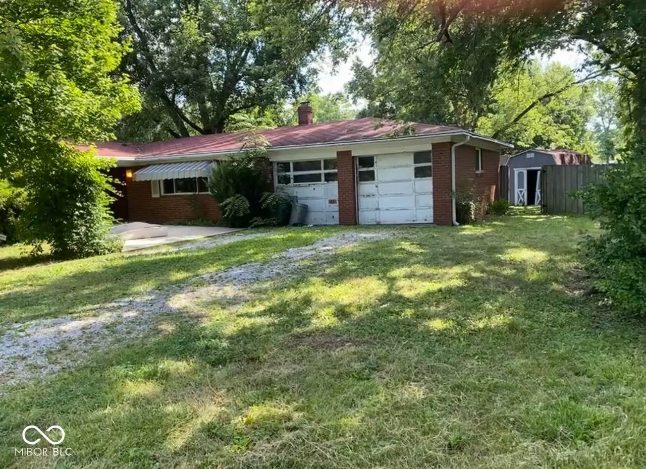 1819 Englewood Drive - Photo 1