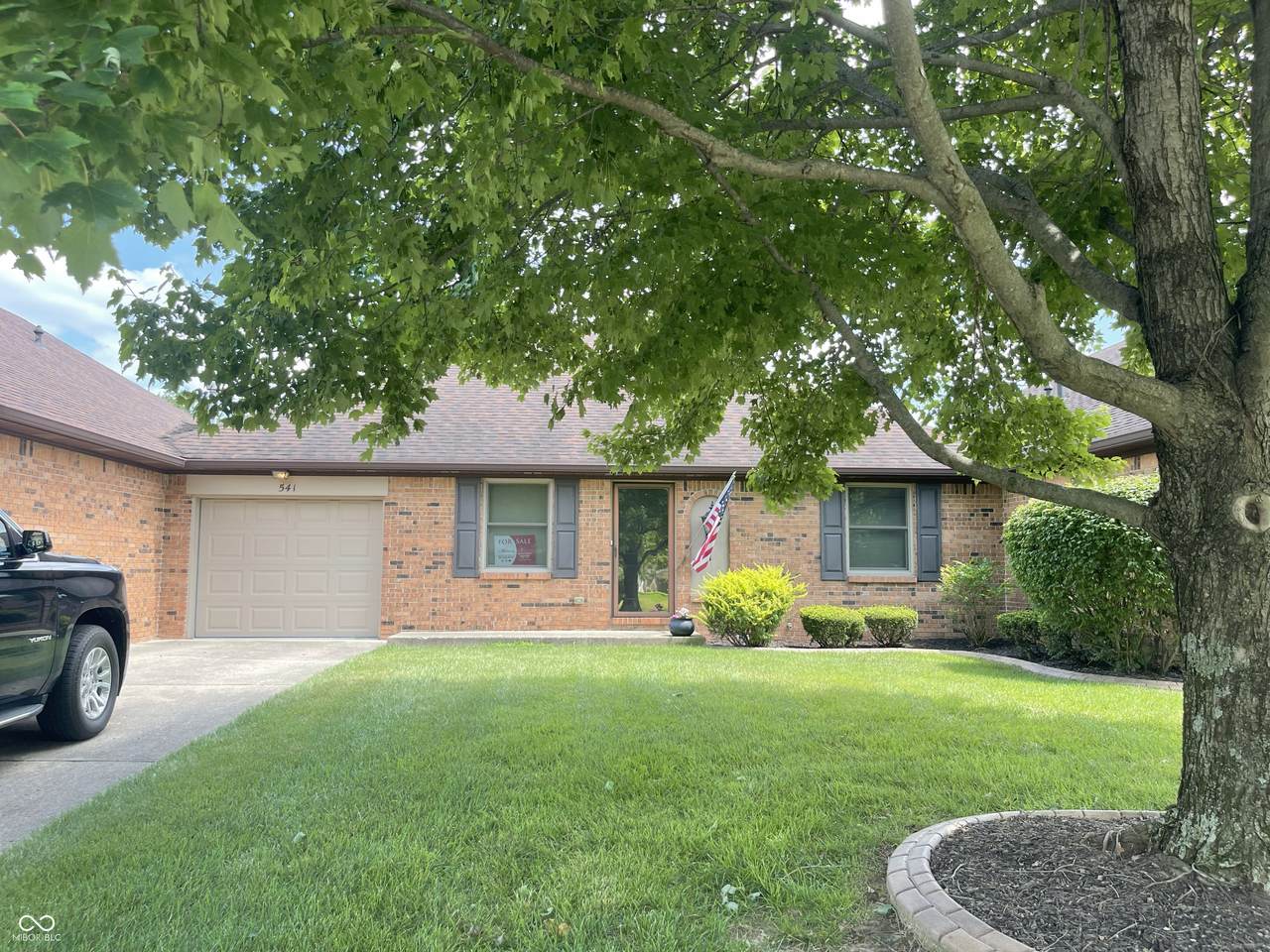 541 Eagle Crest Drive - Photo 1