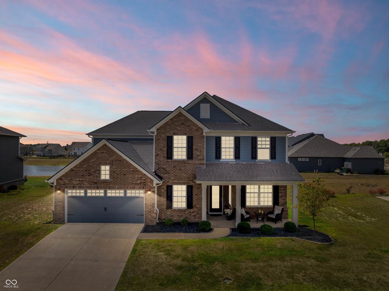 15430 Kingsway Street - Photo 1