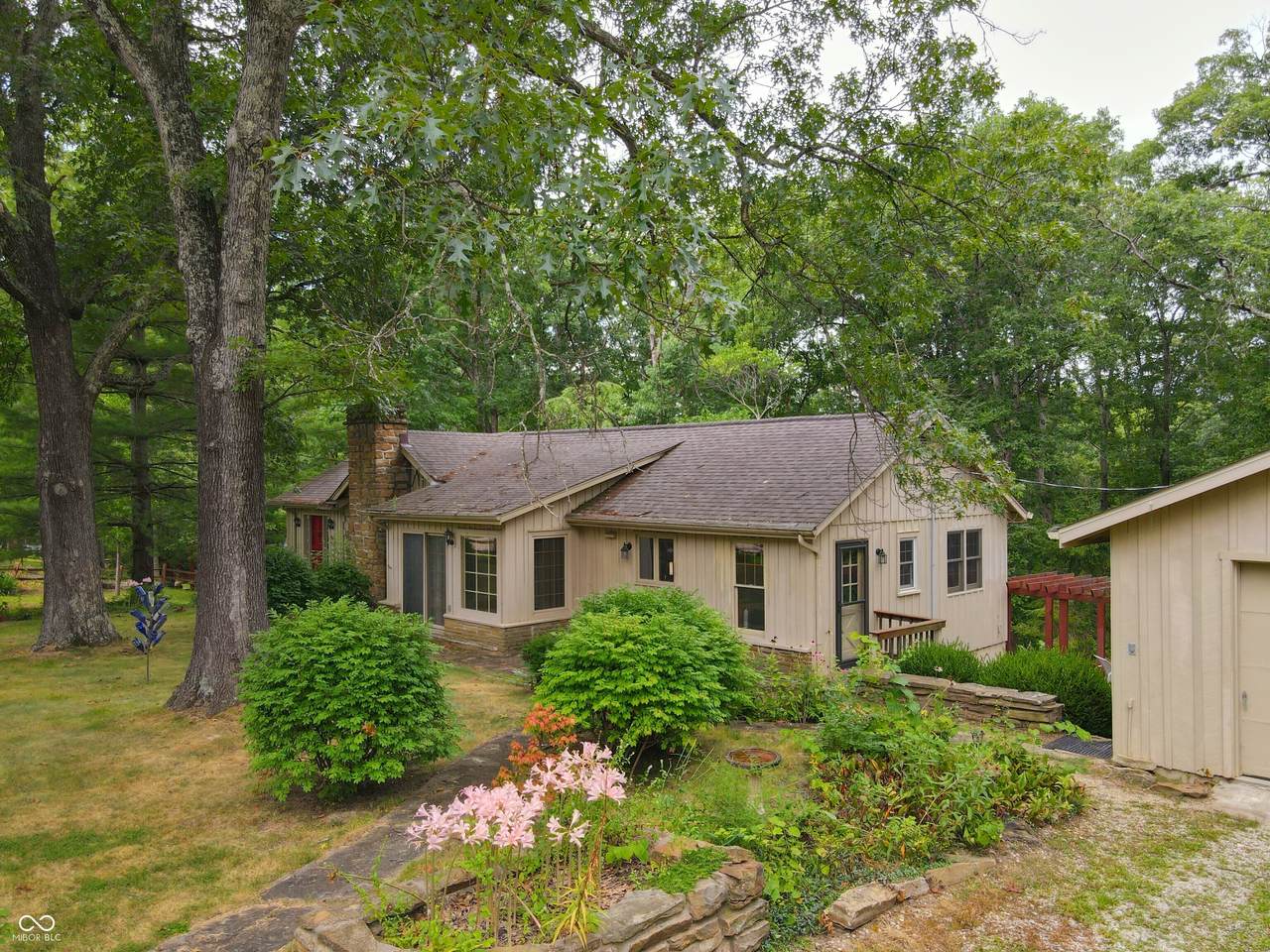 576 State Road 135 - Photo 1