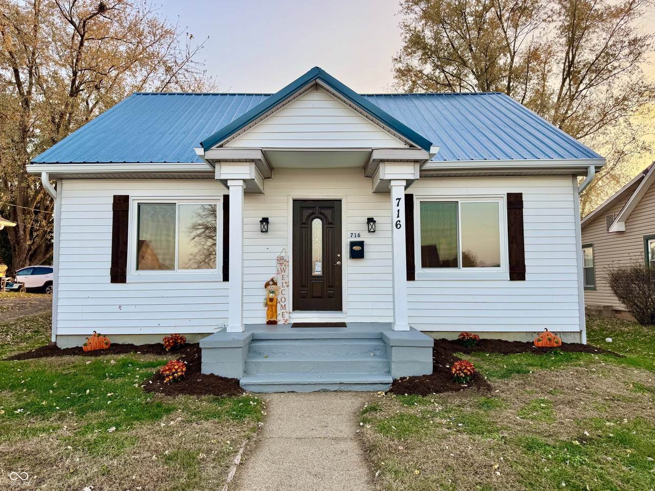 716 Walnut Street - Photo 1