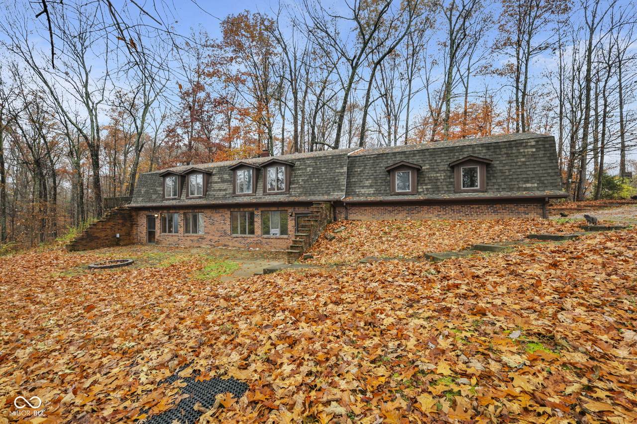 585 Hinshaw Drive - Photo 1