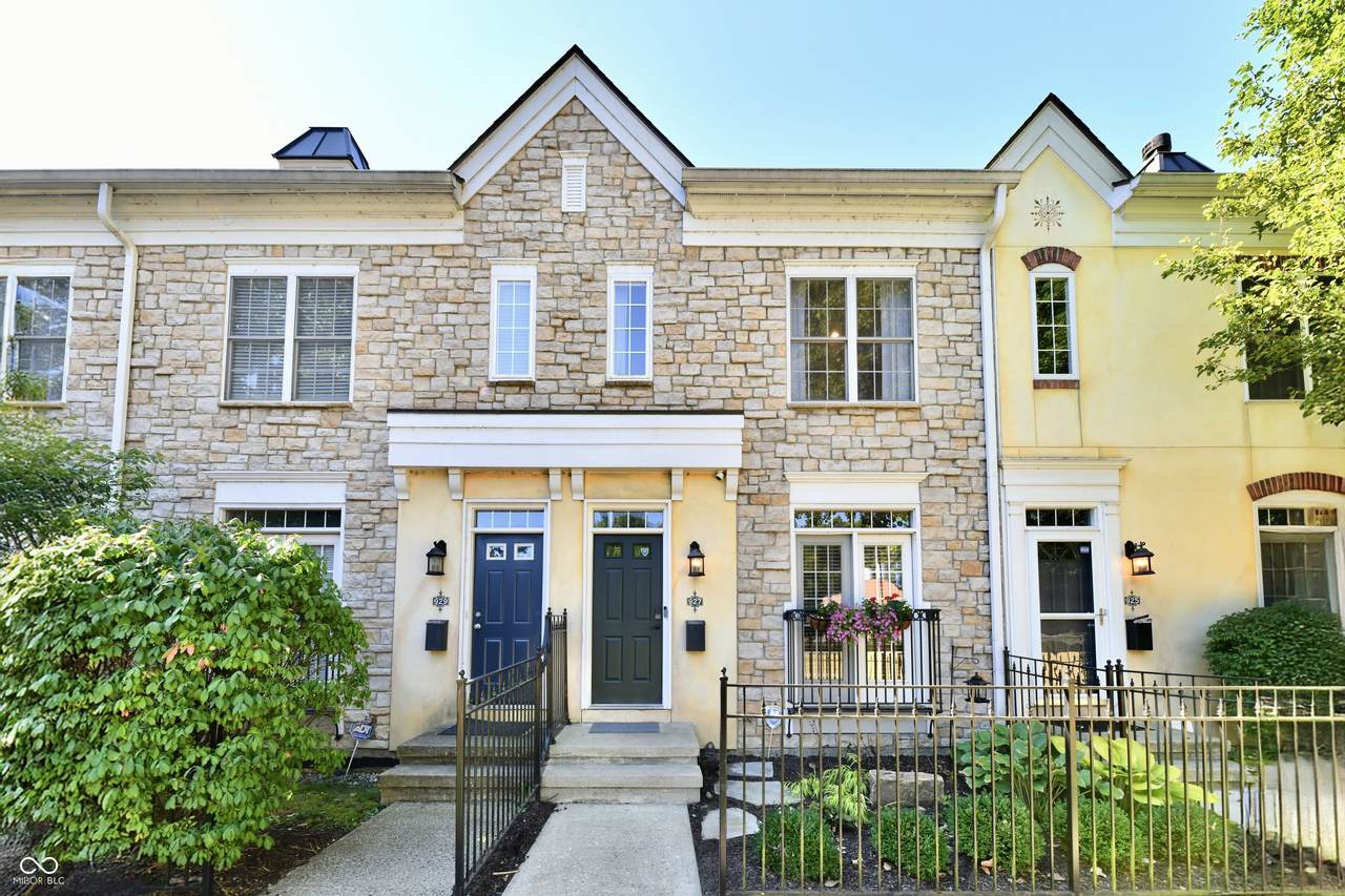 927 67th Street - Photo 1
