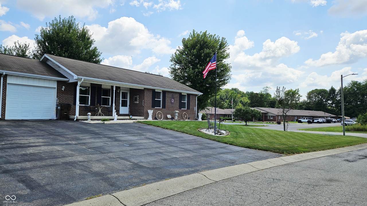 62 Brookside Drive - Photo 1