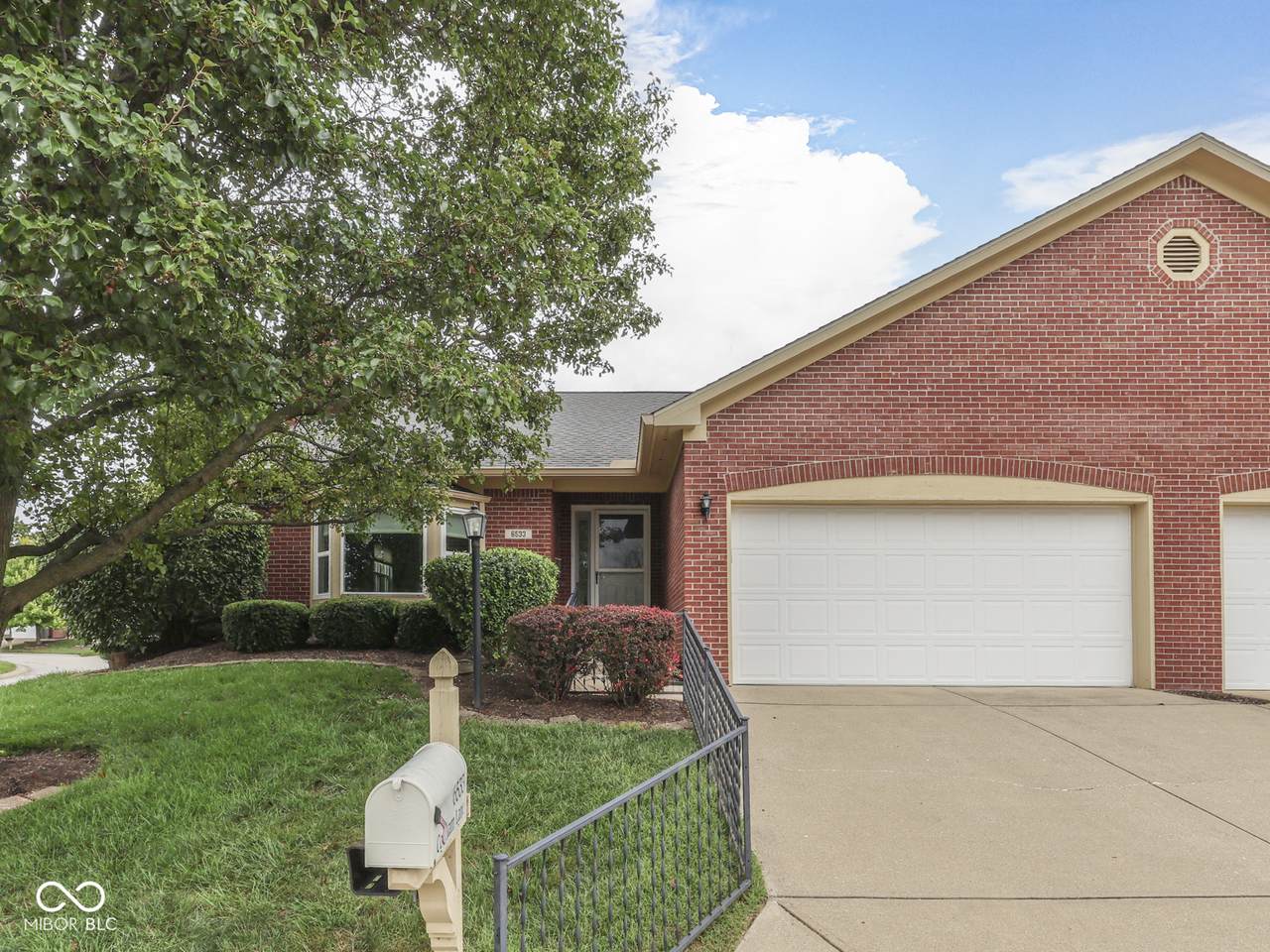 6533 Cobham Lane - Photo 1