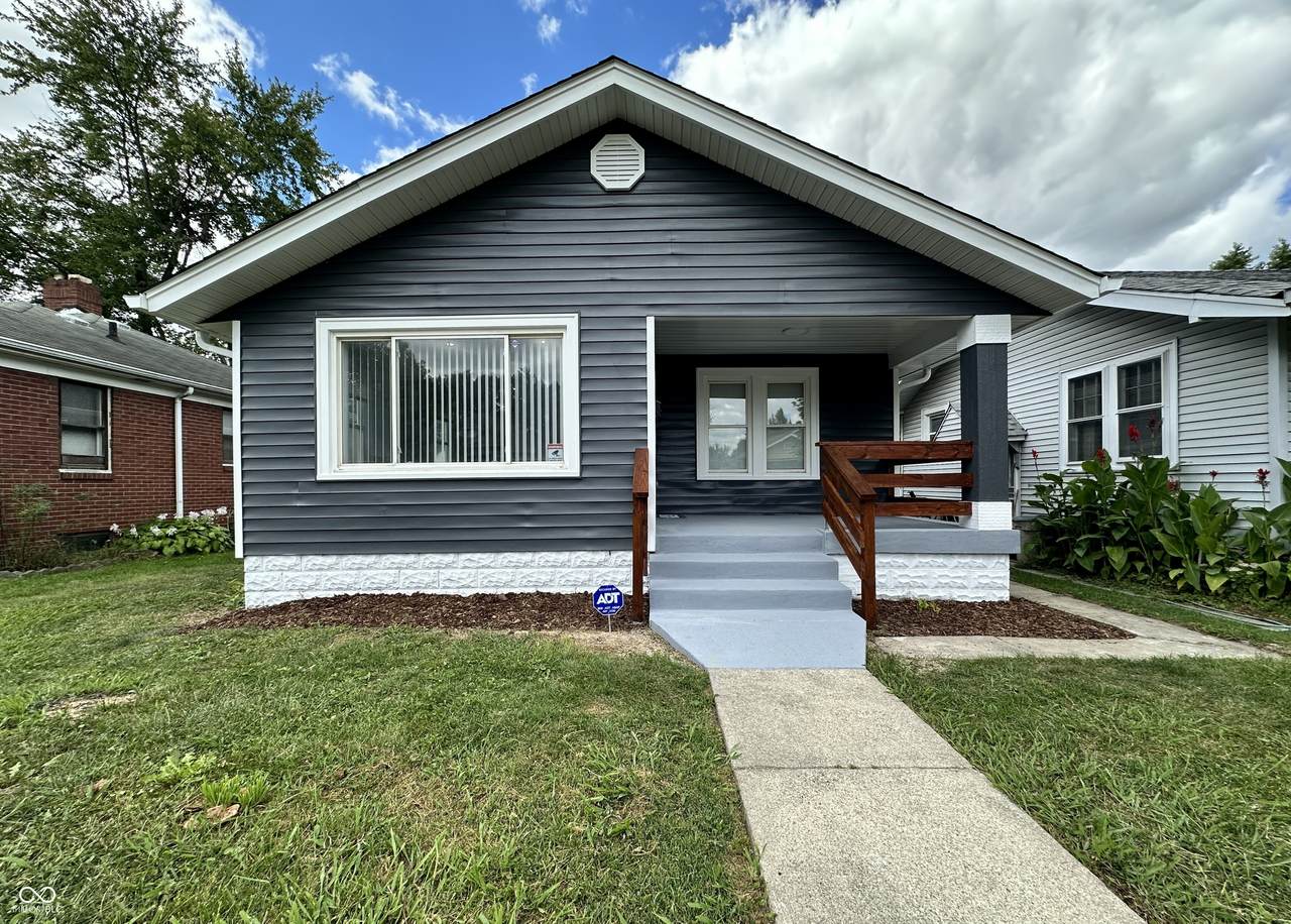 1408 Gladstone Avenue - Photo 1