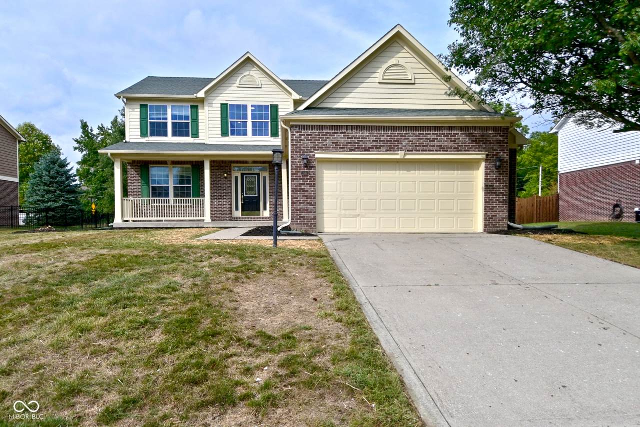 56 Presidential Way - Photo 1