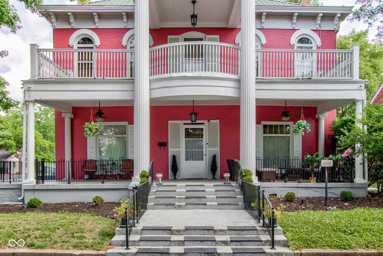 232 Broadway Street - Photo 1